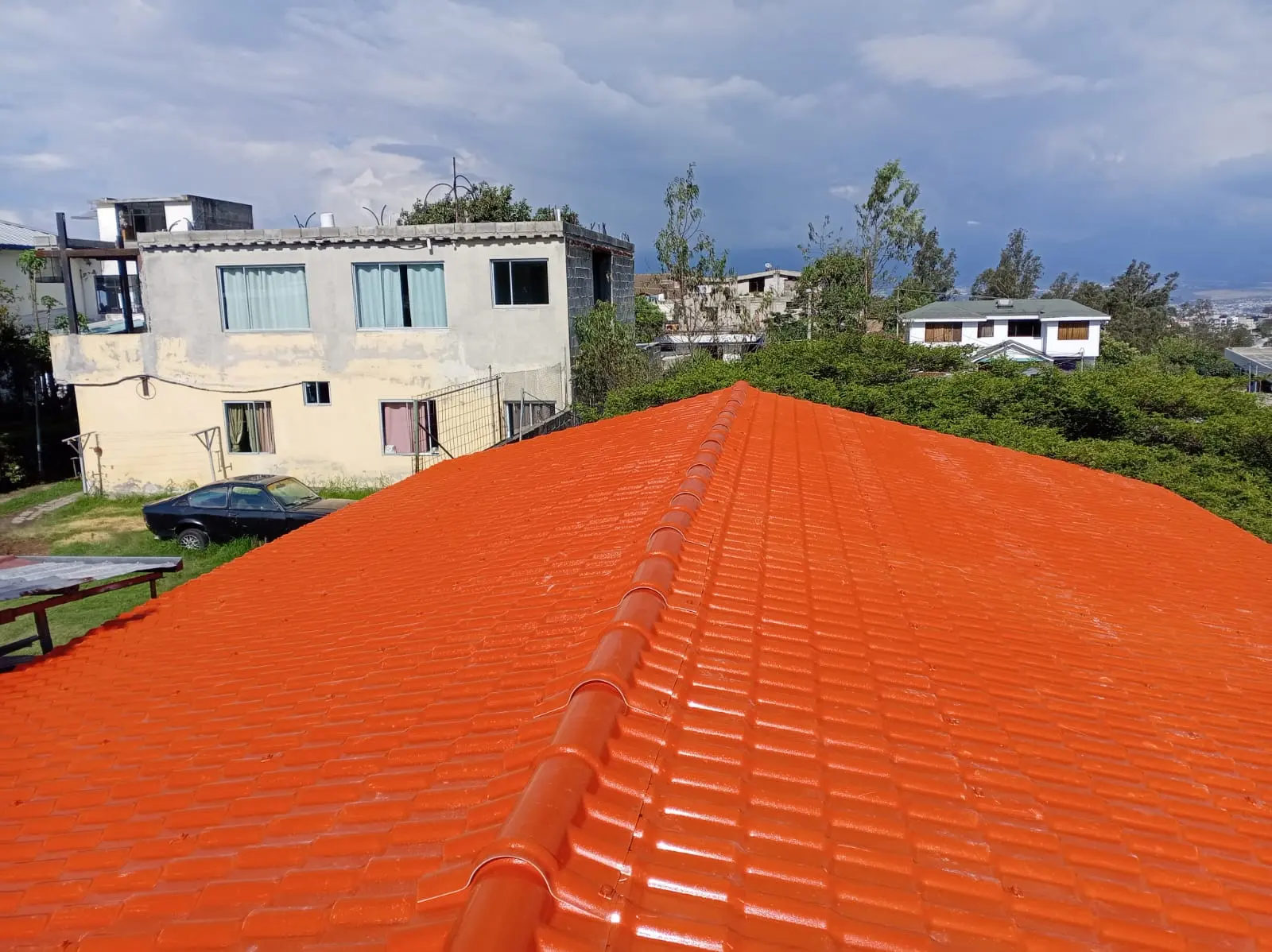 Cubierta naranja dos aguas